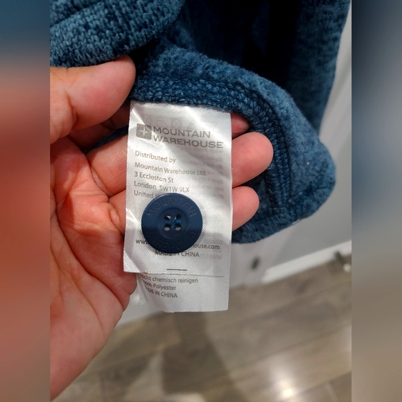 Mountain Warehouse Sweater. SIZE US 14 - Picture 5 of 6